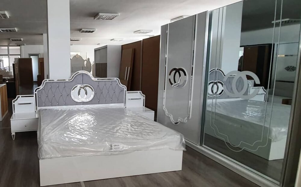 CHARLIE WHITE BEDROOM SET - Image 5